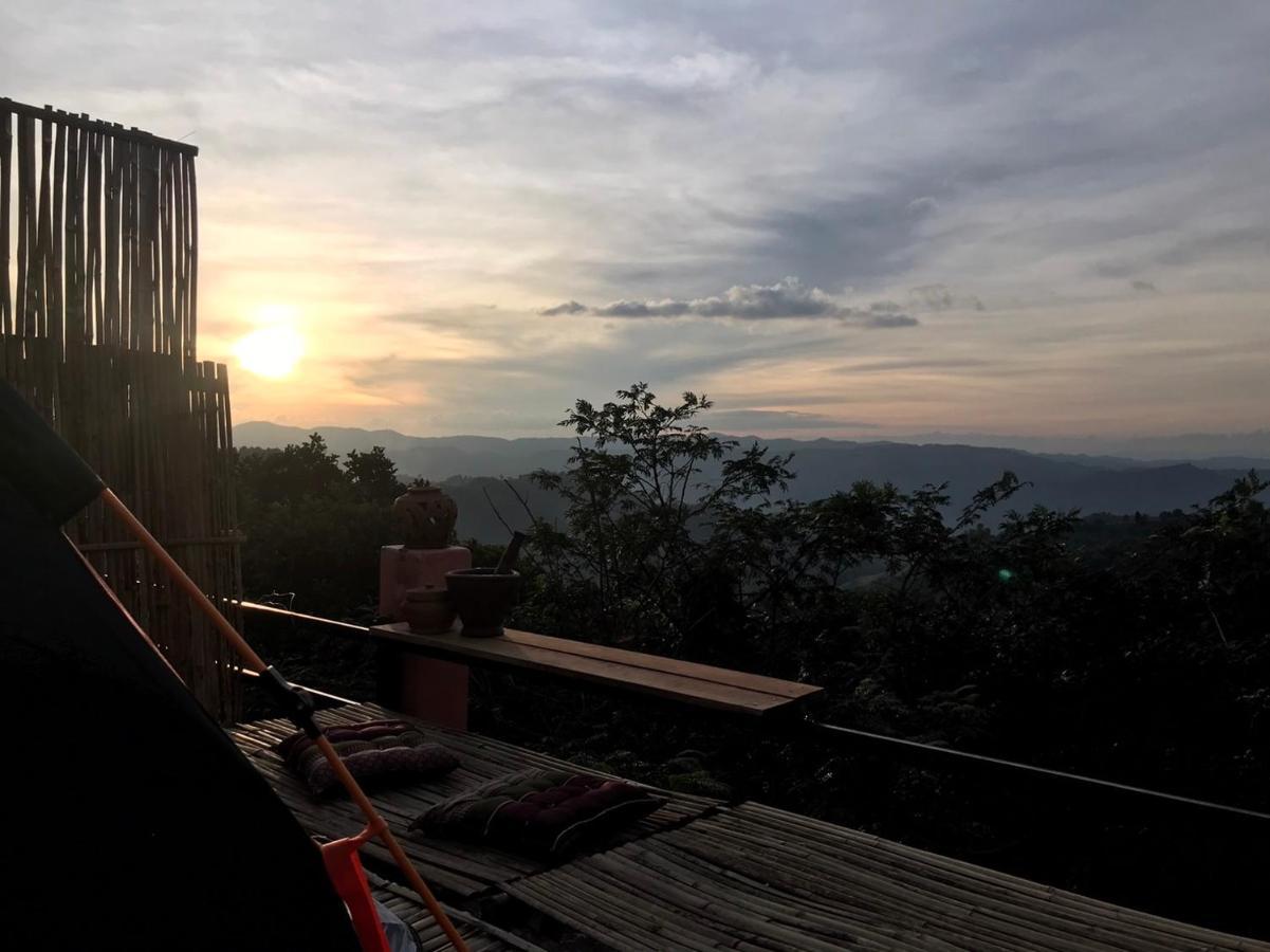 Terre Terrace Glamping - Doichang Ban Huai Khai Ngoại thất bức ảnh